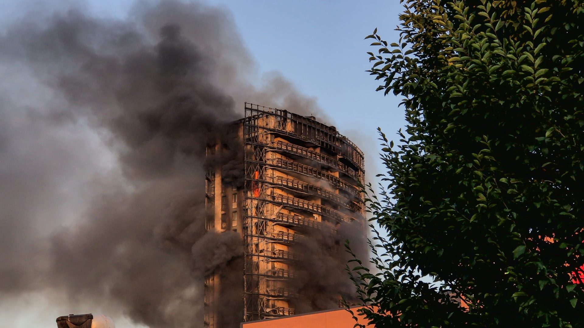 Incendi Milano e Torino: si potevano evitare?